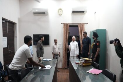 बिहार के राज्यपाल आरिफ मोहम्मद खां अचानक पहुंचे पटना विश्वविद्यालय, मचा रहा हडकंप.