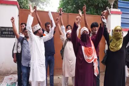 उर्दू-बांग्ला TET उम्मीदवारों का प्रदर्शन शुरू, सड़क पर उतरे सैकड़ों अभ्यर्थी...