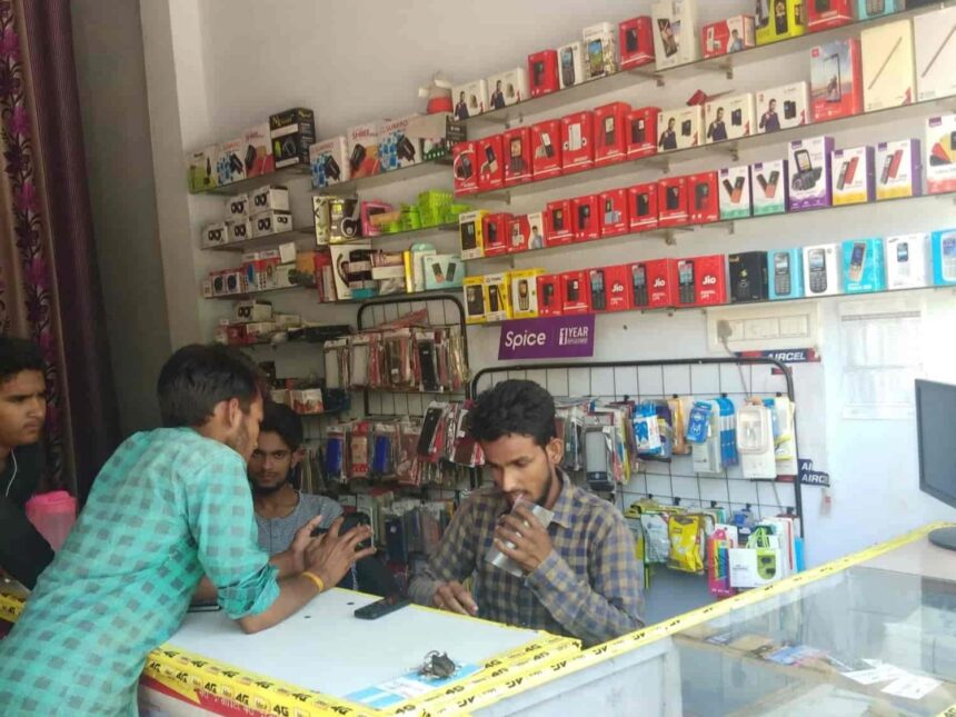 इन जगहों पर ही शेयर करें अपना मोबाइल नंबर, जानिए क्या कहते हैं आपके अधिकार...