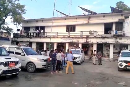 बिहार विधानसभा चुनाव में जुटा मुजफ्फरपुर प्रशासन, डीएम एसएसपी ने लिया जायजा