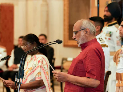 सीपी राधाकृष्णन देश के नए उपराष्ट्रपति, राष्ट्रपति मुर्मू ने दिलाई शपथ...