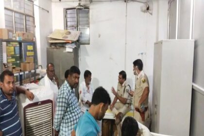 शिवहर के परिहार में गणपति पूजा पंडाल में अंधाधुंध फायरिंग, बाल-बाल बचीं BJP विधायक.