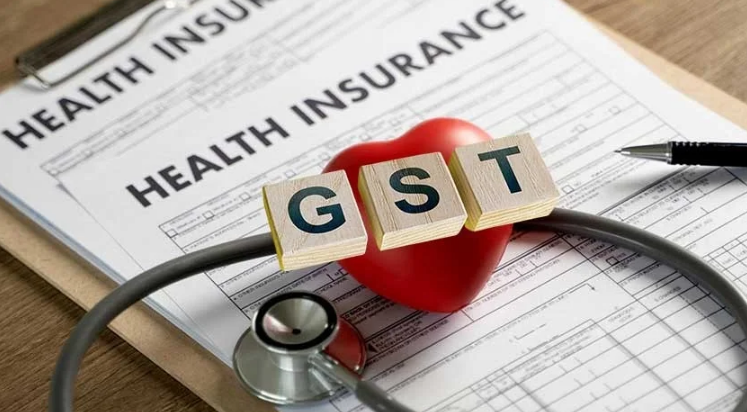 सरकार का बड़ा फैसला : व्यक्तिगत जीवन और स्वास्थ्य बीमा पॉलिसी पर अब नहीं लगेगा जीएसटी