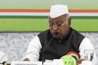 खड़गे का बड़ा आरोप: 'भाजपा ने नीतीश कुमार को मानसिक संन्यास में धकेला'