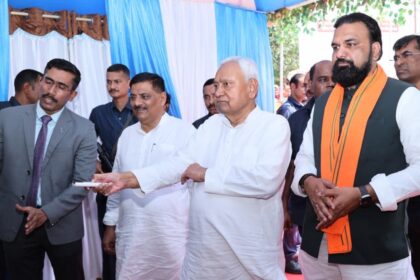 रोहतास में 921 करोड़ की सौगात: मुख्यमंत्री ने 124 योजनाओं का किया उद्घाटन और शिलान्यास