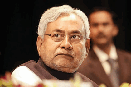 CM नीतीश को लगा तगड़ा झटका: JDU के चार बड़े नेताओं ने छोड़ा साथ, तेजस्वी यादव ने खुद दिलाई RJD की सदस्यता