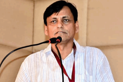 प्रधानमंत्री मोदी ने इंफाल में कहा : “हमें मणिपुर को शांति के रास्ते पर आगे बढ़ाना है”