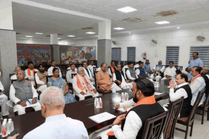 NDA से बड़ी खबर, उम्मीदवारों की फाइनल लिस्ट कुछ ही घंटों में होगी घोषित; पटना में JDU-BJP की निर्णायक बैठक