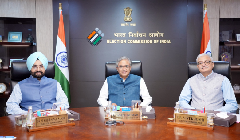 बिहार चुनाव पर हलचल तेज: आज दोपहर 2 बजे EC की अहम प्रेस कॉन्फ्रेंस, तैयारियों और रणनीति का होगा खुलासा!
