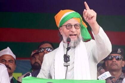 मुंगेर में लालू-तेजस्वी के MY समीकरण पर दागा निशाना, बोले- 17% मुसलमान CM क्यों नहीं बन सकता?