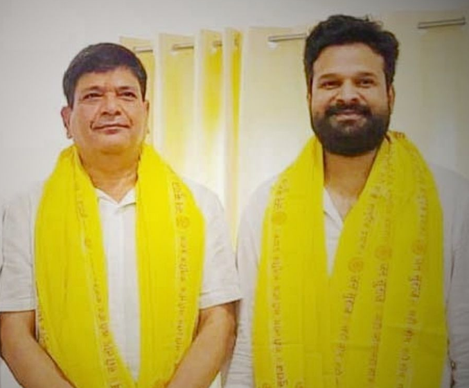 पीके की 'जन सुराज' ने जारी की पहली लिस्ट: भोजपुरी गायक रितेश पांडे करगहर से उम्मीदवार, भोरे सीट से प्रीति किन्नर
