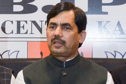 तेजस्वी का तूफानी दांव! CM फेस बनकर बिहार में मचाया भूचाल, NDA का जवाब तैयार या हवाबाजी?...
