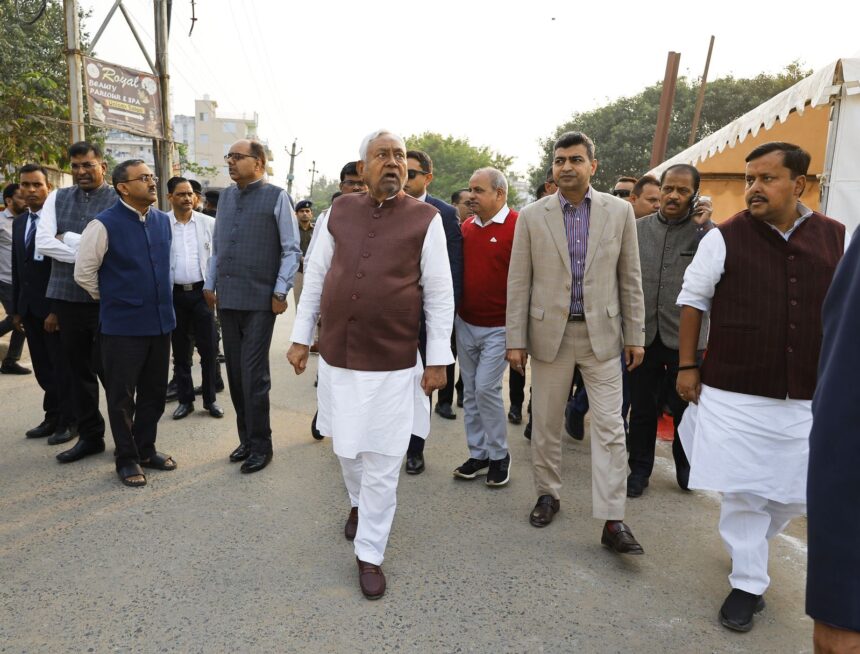 नीतीश कुमार की समृद्धि यात्रा के बीच तेजस्वी यादव ने बुलाई आरजेडी कोर कमेटी बैठक, क्या आएगा सियासी उलटफेर?