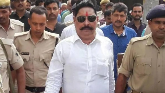 अनंत सिंह की गिरफ्तारी पर सियासी भूचाल: JDU ने तेजस्वी से पूछा- 'रीतलाल यादव किस मठ के महंथ हैं?'