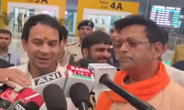 पटना एयरपोर्ट पर तेज प्रताप यादव और रवि किशन की मुलाकात, बिहार राजनीति में उठे नए कयास