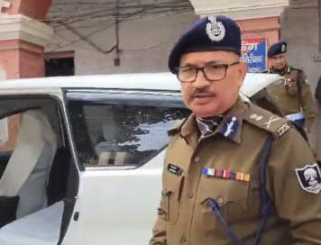 बिहार चुनाव 2025 : डीजीपी विनय कुमार ने मतदाताओं से की निडरता से मतदान करने की अपील