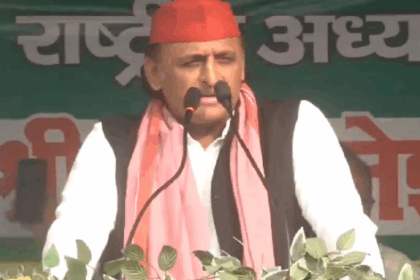 बिहार की रैली में अखिलेश यादव का बड़ा ऐलान; तेजस्वी को CM बनाने की अपील