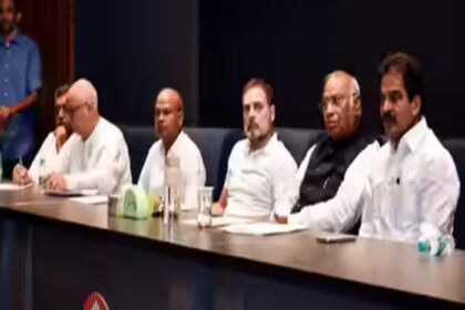 बिहार की हार से अभी भी राहुल अनजान- बोले- सिर्फ 6 विधायक, बाकि कहाँ हैं….