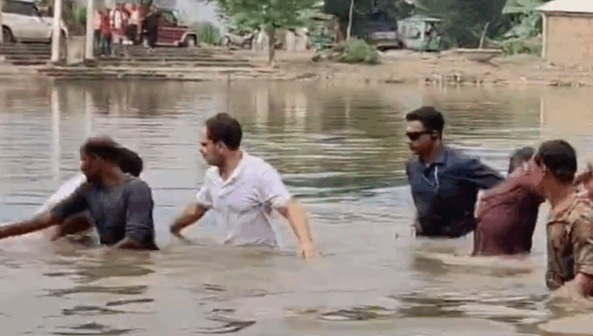 राहुल गांधी : बेगूसराय में अचानक तालाब में कूदे, मछुआरों संग जाल फेककर पकड़ी मछली!