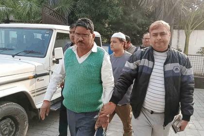 सीवान में विजिलेंस का शिकंजा: 15 हजार घूस लेते राजस्व कर्मी रंगे हाथ गिरफ्तार