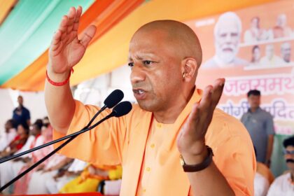 RJD-कांग्रेस की वापसी 'जंगलराज' लाएगी, आने वाली पीढ़ियां कोसेंगी फैसला: योगी आदित्यनाथ