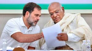बिहार हार पर कांग्रेस की बड़ी समीक्षा: खरगे आवास पर राहुल की आपात बैठक शुरू