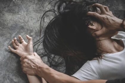 पटना NEET छात्रा मौत मामला: पोस्टमार्टम रिपोर्ट में यौन हिंसा के संकेत, पुलिस की थ्योरी पर उठे गंभीर सवाल