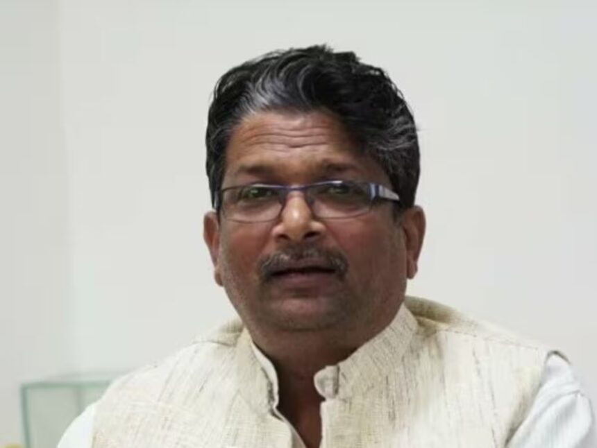 ‘यूरोप यात्रा’ पर जेडीयू की चुटकी, RJD ने भी दिया करारा जवाब…