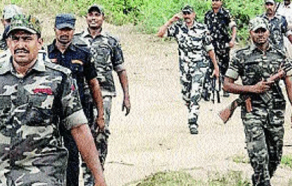 बिहार STF का बड़ा एक्शन: कुख्यात अपराधी विकास मंडल भागलपुर में अवैध राइफल और कट्टे के साथ गिरफ्तार