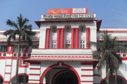 आधार अपडेट कराना अब मिनटों का काम, डाकघर में आधार सेवाओं का विस्तार, अब सुबह 8 से रात 8 बजे तक मिलेगी सुविधा