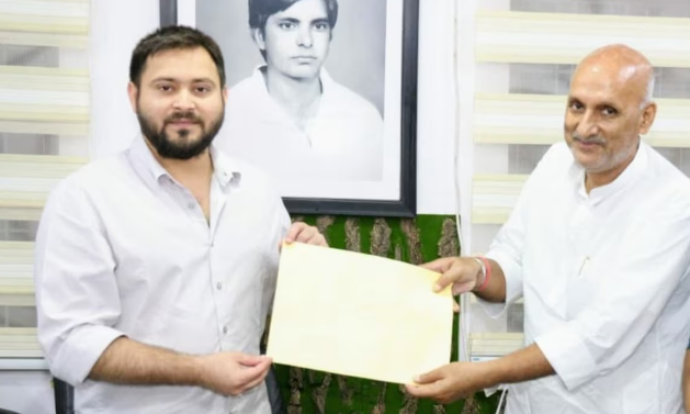 RJD विधायक प्रो. चंद्रशेखर और समर्थकों पर रंगदारी मांगने, निर्माण में बाधा डालने का केस दर्ज; विधायक बोले- 'राजनीतिक साजिश'