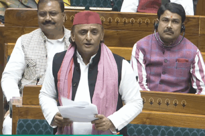 अखिलेश यादव : मृतक BLOs के परिजनों को ₹1 करोड़ मुआवजा, चुनाव बैलेट पेपर से हों; संसद में चुनावी सुधारों पर जोरदार बहस