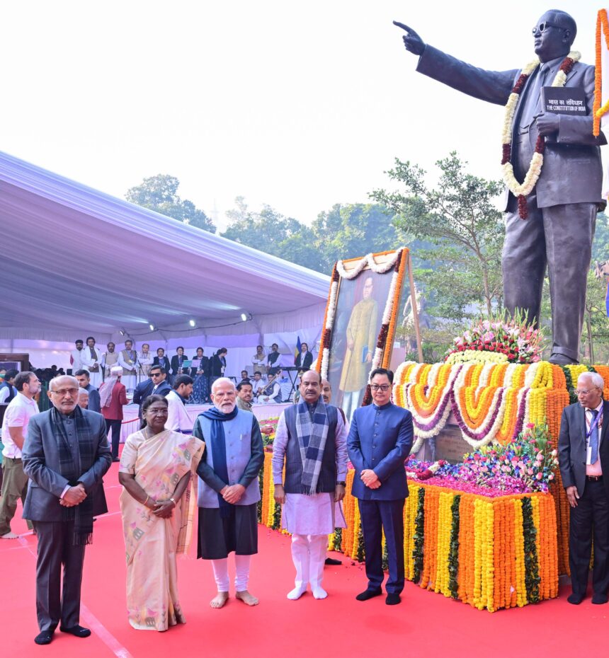 नरेंद्र मोदी : 'बाबासाहेब की दूरदर्शी सोच ने देश को दिशा दी', PM मोदी से लेकर राहुल गांधी तक ने किया याद