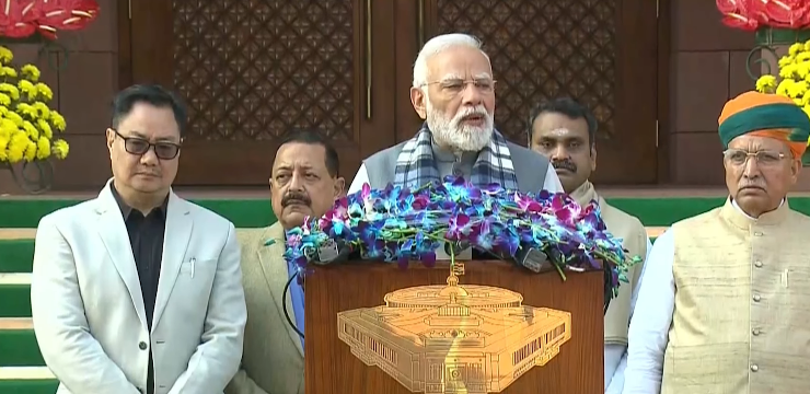 संसद सत्र से पहले PM मोदी का विपक्ष को सख्त संदेश: 'नारों पर नहीं, नीति पर जोर; यहां ड्रामा नहीं डिलीवरी होनी चाहिए'