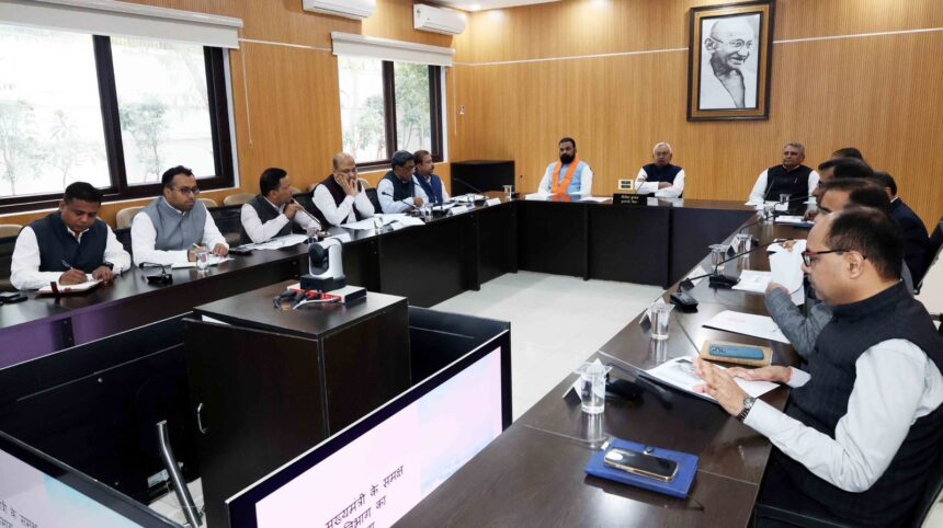 नीतीश कैबिनेट का अहम फैसला: 1 करोड़ नौकरी के वादे पर बड़ा कदम, तीन नए विभागों के गठन को मंजूरी!