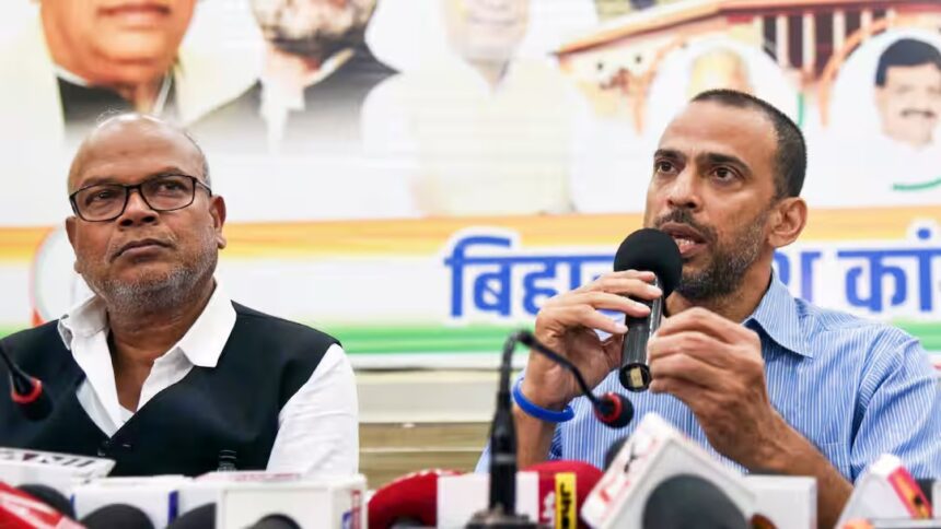बिहार चुनाव में हार के बाद कांग्रेस की सर्जरी शुरू, 15 जिलाध्यक्षों को नोटिस जारी…