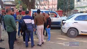 नई सरकार के दिनों में कानून-व्यवस्था की चुनौती: डॉक्टरों और व्लॉगर्स पर हमले से हड़कंप…