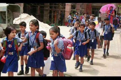 डीएम के आदेश की खुलेआम अनदेखी, बिहार के कई निजी स्कूलों में अब भी चल रही कक्षाएं...