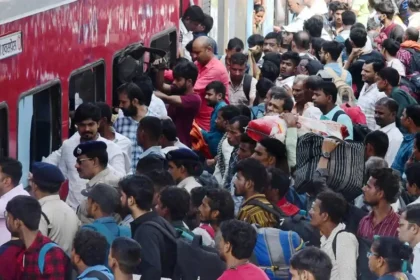 बिहार से लाखों मजदूरों का पलायन! टाटा इंस्टीट्यूट की रिपोर्ट ने उठाए कई गंभीर सवाल…