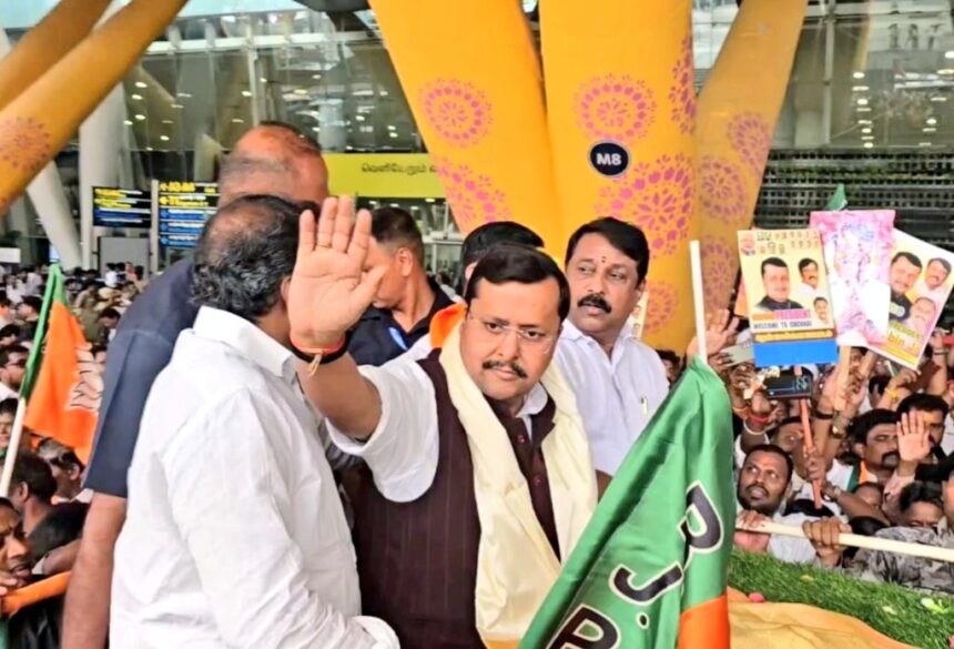 भाजपा के राष्ट्रीय कार्यकारी अध्यक्ष नितिन नवीन का आज पटना एयरपोर्ट से मिलर स्कूल तक रोड शो
