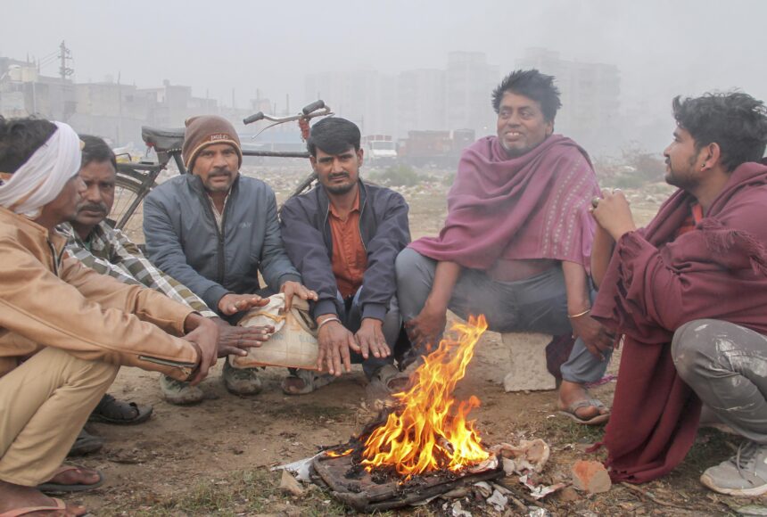 बिहार में शीतलहर का 'रेड अलर्ट': 10 जनवरी तक बंद रहेंगे 8वीं तक के सभी स्कूल, डीएम ने जारी किया सख्त आदेश
