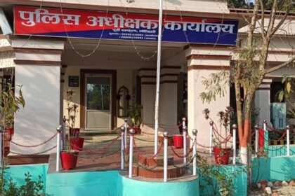 मोतिहारी में खाकी और भू-माफिया का गठजोड़ उजागर: SP ने शिकारगंज थानाध्यक्ष को किया सस्पेंड