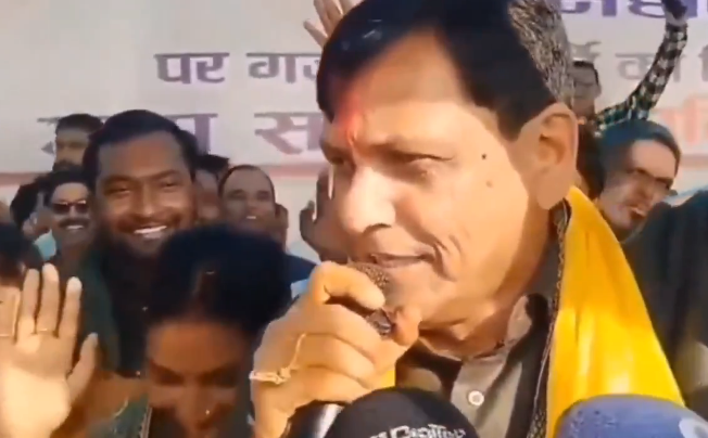 UGC नियमों पर मचे घमासान के बीच घिरे केंद्रीय मंत्री: सवर्ण समाज के विरोध पर सवाल हुआ तो लगाने लगे धार्मिक नारे, वीडियो वायरल