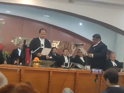 पटना हाईकोर्ट को मिला नया न्यायमूर्ति: जस्टिस अंशुल राज ने ली पद की शपथ, चीफ जस्टिस संगम कुमार साहू ने दिलाई गोपनीयता की शपथ