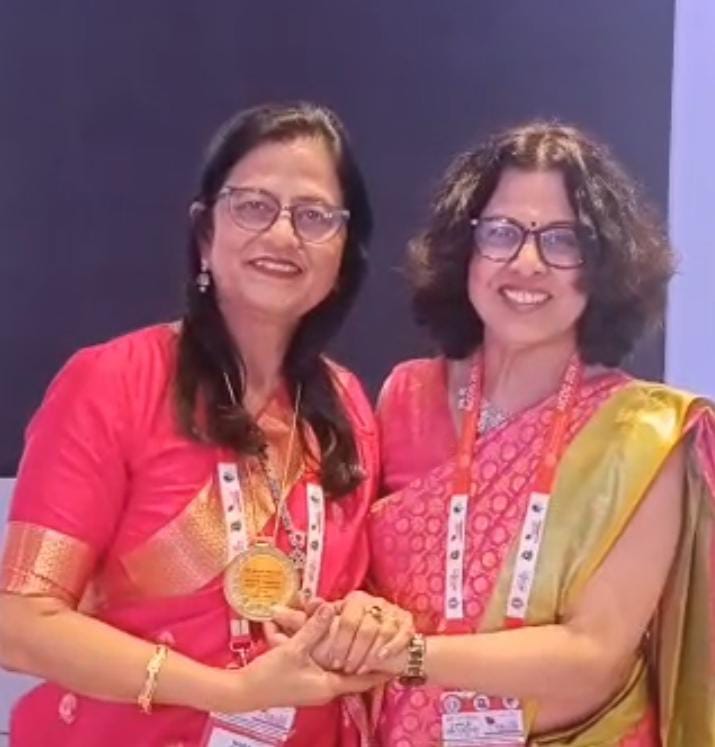 दिल्ली में गूंजा बिहार का नाम: यशोभूमि कन्वेंशन सेंटर में डॉ. निभा मोहन को मिली FOGSI की बड़ी जिम्मेदारी...