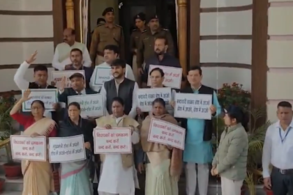 राबड़ी देवी ने नीतीश कुमार के खिलाफ खोला मोर्चा, 'विधायकों को धमकाना बंद करो' के नारों से गूंजा विधान परिसर