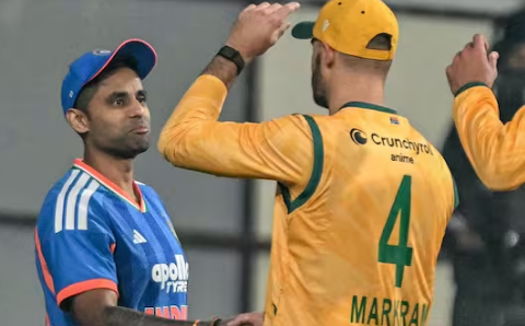 T20 वर्ल्ड कप में बड़ा उलटफेर: ऑस्ट्रेलिया हुआ बाहर, अब सुपर-8 में जिम्बाब्वे और साउथ अफ्रीका से टकराएगी टीम इंडिया; देखें पूरा शेड्यूल...