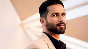 स्टार किड होने के बावजूद नहीं मिला 'पका-पकाया' काम; जानिए शाहिद कपूर के फर्श से अर्श तक की कहानी...