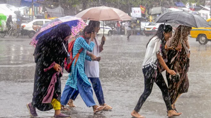 पटना समेत पूरे बिहार में बदलेगा मौसम: दोपहर बाद गरज-चमक के साथ बारिश के आसार, गर्मी से मिलेगी राहत...