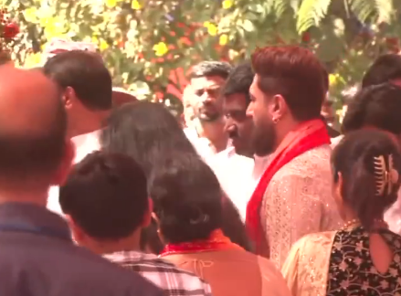 बिहार में होली के हुड़दंग के बीच राज्यसभा का सियासी रंग: चिराग ने कार्यकर्ताओं संग उड़ाया गुलाल, 5वीं सीट पर टिकी नजरें